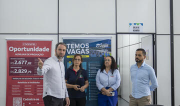 Comitiva visitou órgão na tarde desta segunda (15) com o objetivo de entender e, na medida do possível, implementar soluções praticadas aqui em seu município de origem
