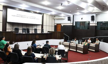 Plenário da Casa de Leis recebeu, na manhã desta sexta (28), audiência pública na qual a pasta apresentou relatórios relacionados à execução física e financeira do orçamento