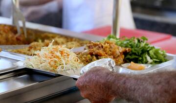 As oito unidades do município passaram por reparos estruturais e os servidores da Cozinha Social receberam capacitação em boas práticas para garantir a qualidade das refeições