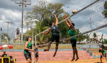 O Yara Country Clube recebeu, neste final de semana, o Circuito Municipal de Vôlei de Praia 2026, competição que reuniu 22 duplas em quatro categorias