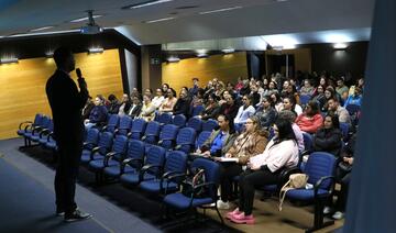 A Faculdade Assis Gurgacz (FAG) recebeu um encontro da Secretaria de Assistência Social com servidores que atuam no serviço de convivência e fortalecimento de vínculo das unidades de assistência social