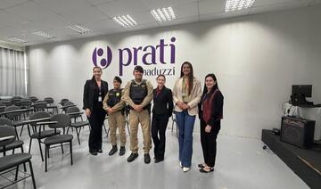 Nesta quinta-feira (28) a Secretaria da Mulher esteve na Prati-Donaduzzi para palestrar no Projeto Prati Respeitar, ação que visa fortalecer a cultura do respeito, da ética, da conscientização e a prevenção de violência