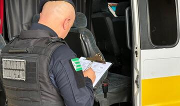 Vans, ônibus e micro-ônibus de empresas que prestam este serviço estão sendo inspecionados nesta semana pela Secretaria Municipal de Segurança e Trânsito