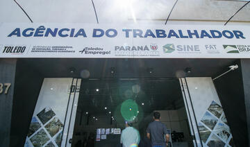 Capacitações somam 100 vagas e abrangem áreas como informática, elétrica, alimentação, logística e beleza