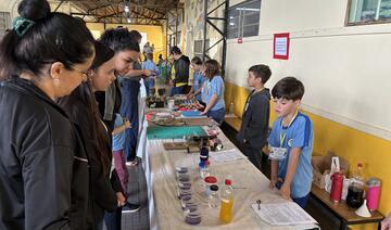 Estudantes do Infantil 4 ao 5º ano apresentaram às famílias projetos desenvolvidos ao longo do ano, envolvendo diferentes áreas do conhecimento
