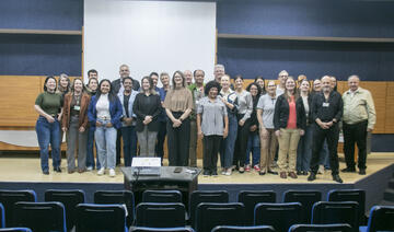 Evento reuniu servidores municipais para abordar planejamento da aposentadoria, envelhecimento ativo e qualidade de vida após o serviço público